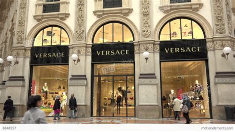 italian fashion versace|is versace italian or french.